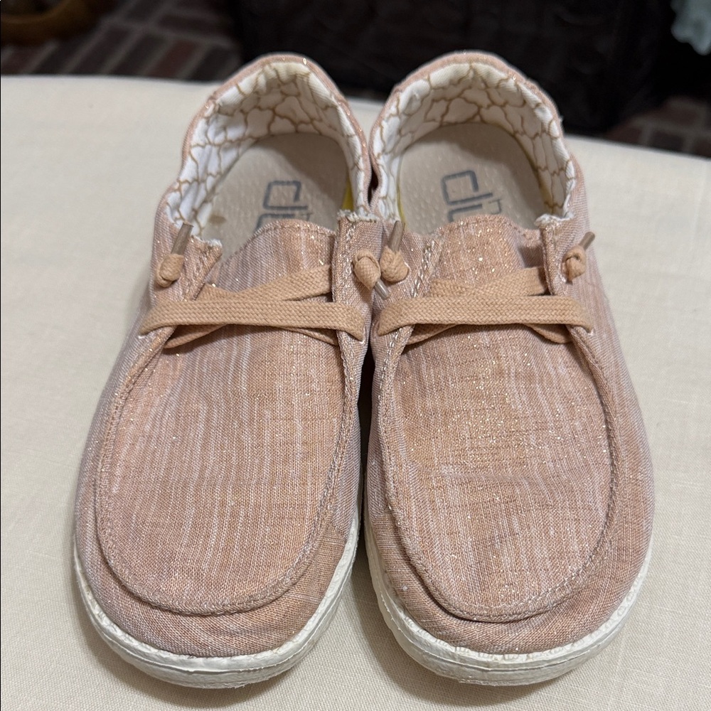 Hey Dude Sparkling Rose Gold Slip-On Shoes, Size 6.